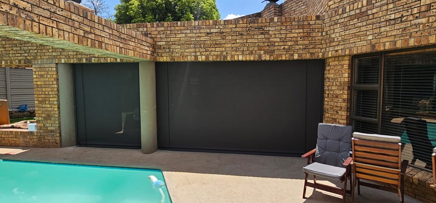 Outdoor blind installation